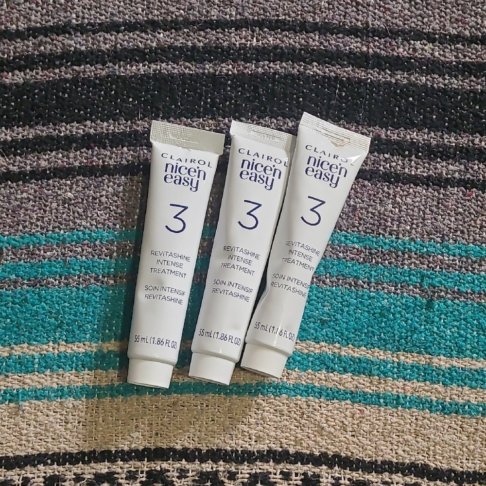 Clairol Nice And Easy Conditoner Set Of 3!